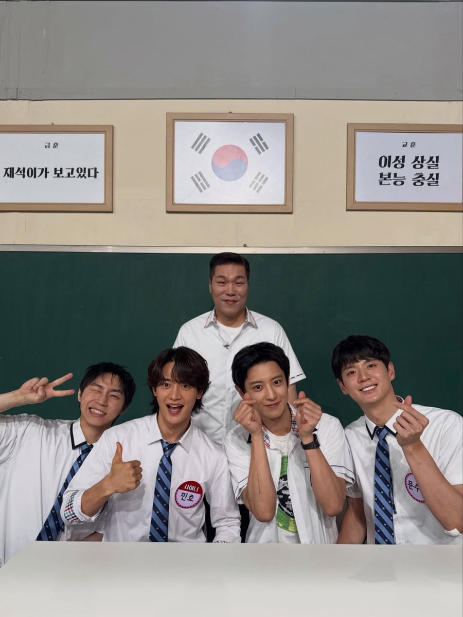 knockknock0408's tweet photo. CHANYEOL - suinn92 ins https://t.co/ytk9sX9QF7