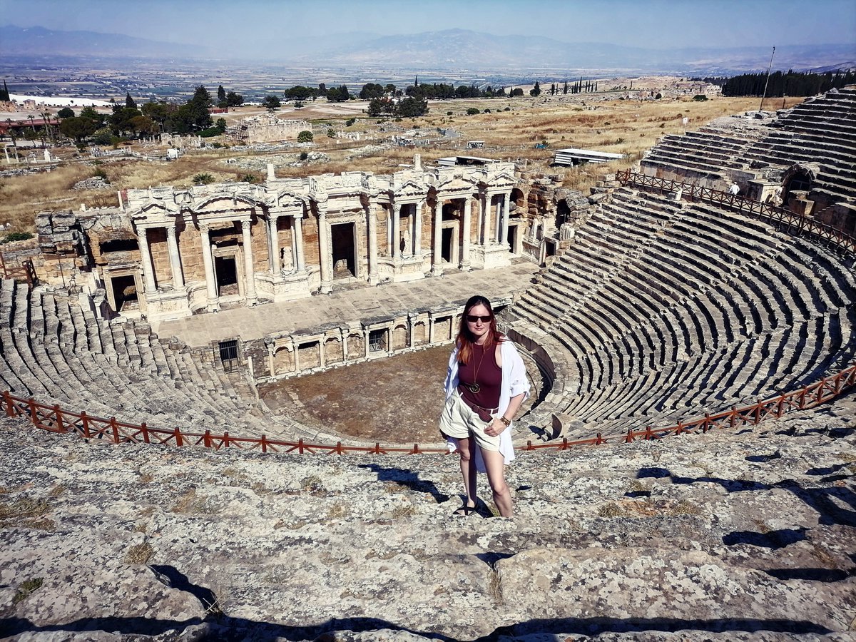 solisru's tweet photo. Hierapolis was a Hellenistic Greek city in Phrygia, in southwestern Anatolia, Turkey. It was founded in the 3rd century BC, on the site of a Phrygian cult center of the Anatolian mother goddess Cybele https://t.co/eMLXtNNogv