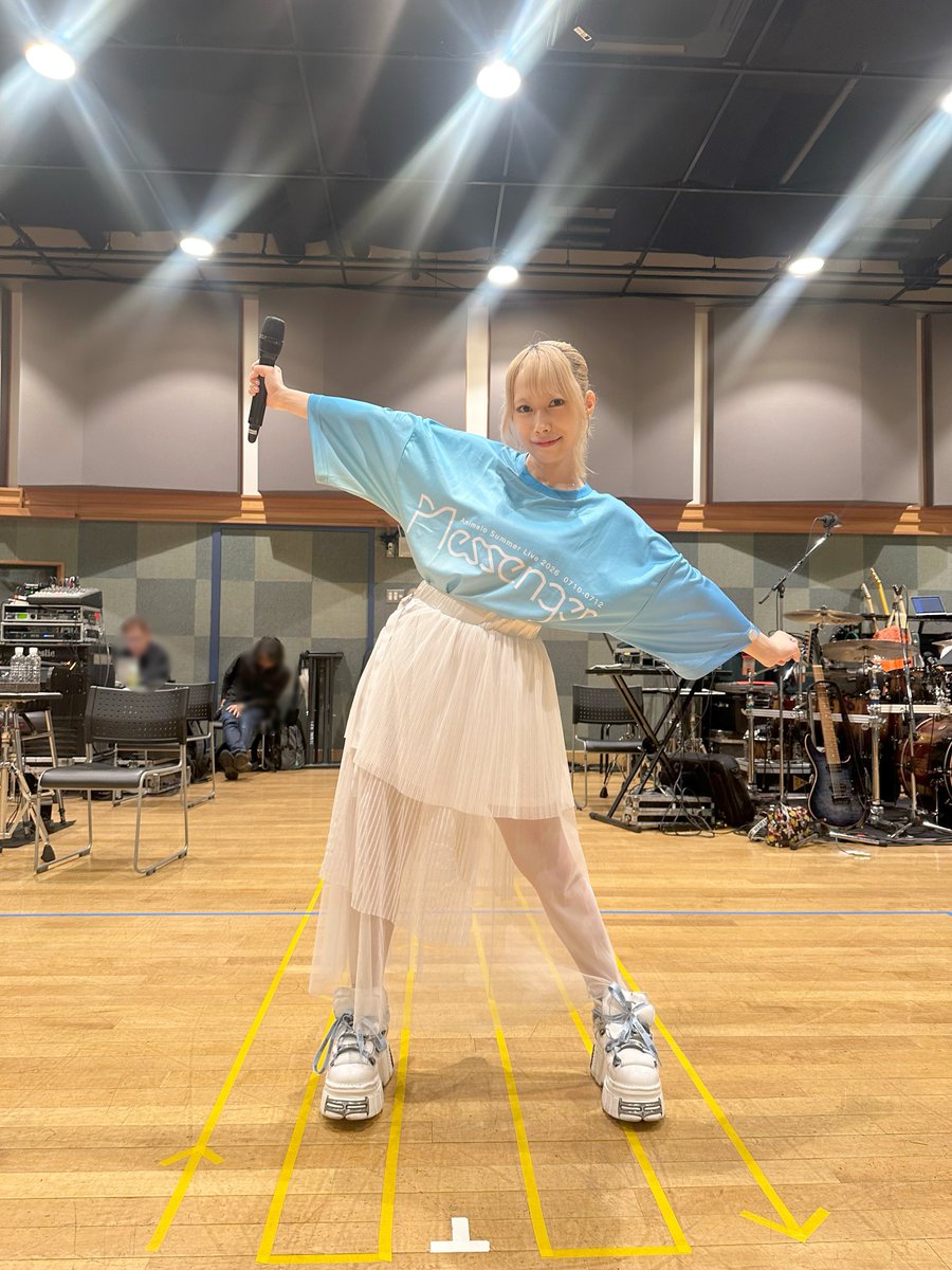 anisama's tweet photo. ✦ː──────────
#アニサマ 2026 -Messenger-
　📨リハーサル便り📨
──────────ː✦

🟦7/11(土)出演🟦
佐々木李子さんのリハーサル現場から📸✨
（👕：オフィシャルDryTシャツ A）

ソロステージへの意気込みをお話いただいたインタビューも公開中です！
https://t.co/ouEaYyTACR

／
🎫チケット一般発売中！
📢https://t.co/LTHfAncblh
＼

#佐々木李子
