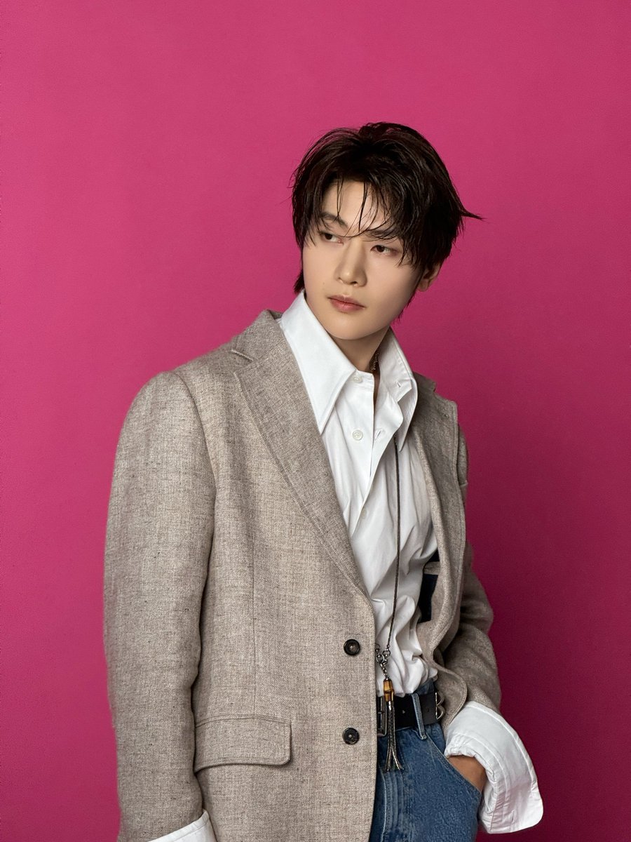 MATTHEW__JP's tweet photo. ✨️𝑰𝒏𝒔𝒕𝒂𝒈𝒓𝒂𝒎✨️
 𝟘𝟞𝟚𝟟 ZB1 official  IG update💫　

" 𝐒𝐏𝐔𝐑 August 2026 ღ "
(全16枚)

🔗https://t.co/T2lNDgbiUC

いいね❤️コメント💬をしていきましょう🦊☆:ﾟ

#ソクマシュー #SEOKMATTHEW #석매튜 #ZEROBASEONE https://t.co/YYBQv8vVni