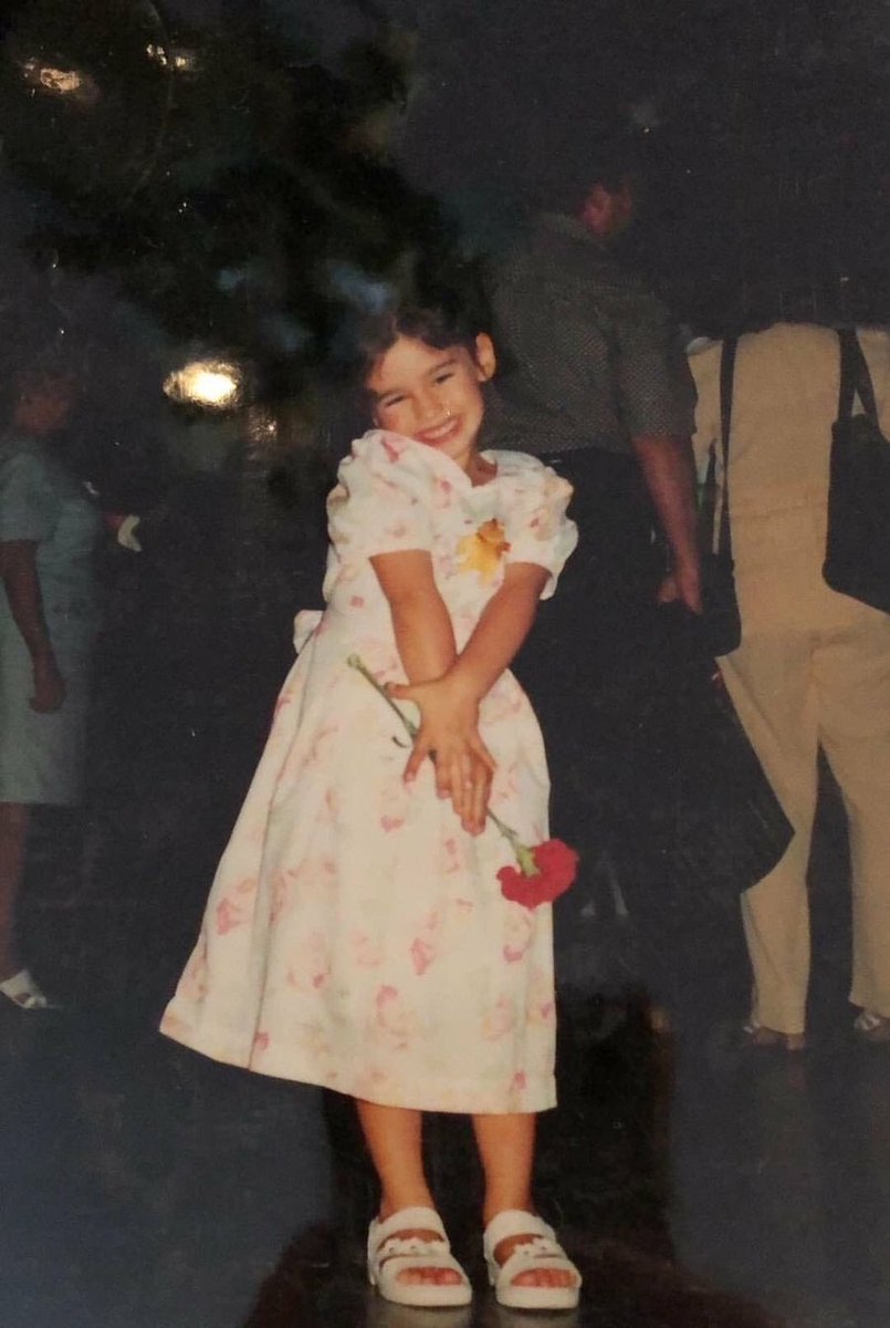 jaureguilineBR's tweet photo. Happy Birthday, Lauren! 

Hoje celebramos os 30 anos de vida de uma artista que inspira milhares de pessoas com sua autenticidade, talento e coragem.

Obrigada por transformar sentimentos em música e por sempre nos inspirar a viver com verdade.

Com carinho,
Lauren Jauregui Line Brasil 🇧🇷🤍