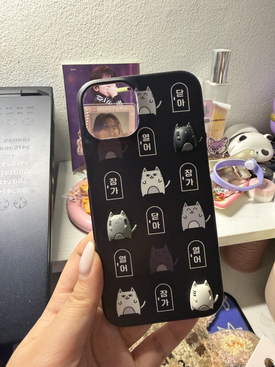 _itsayacart's tweet photo. Wts lfb seventeen phone case jun amc iphone 13

— ₱300 | ₱280 if payo
— used but in good condition
— for iphone 13
— sdd | jnt
— rfs: phone upgrade

Dm/ reply to mine https://t.co/3UK5ekyp3p