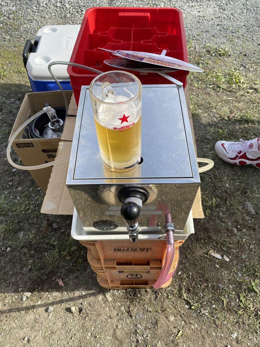 fuusyun's tweet photo. 今シーズン初🍖
肉をジョッキビールで流すのはたまらん！🍻 https://t.co/xPusqO6awu