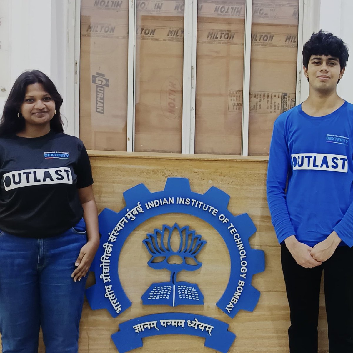 DexterityGlobal's tweet photo. Spotted at @IITBombay: Two Proud Dexters Outlasting!

Prerna (DexSchool ‘26) is spending her summer doing research at Department of Metallurgical Engineering and Materials Science (MEMS) at IIT Bombay.

Srivatsa (DexSchool ‘23), an Engineering Physics major at IIT Bombay, is working at the National Stock Exchange of India (@NSEIndia) on the Economic Policy and Research Team.

#DexterityEverywhere #GoDexters 🧢🇮🇳