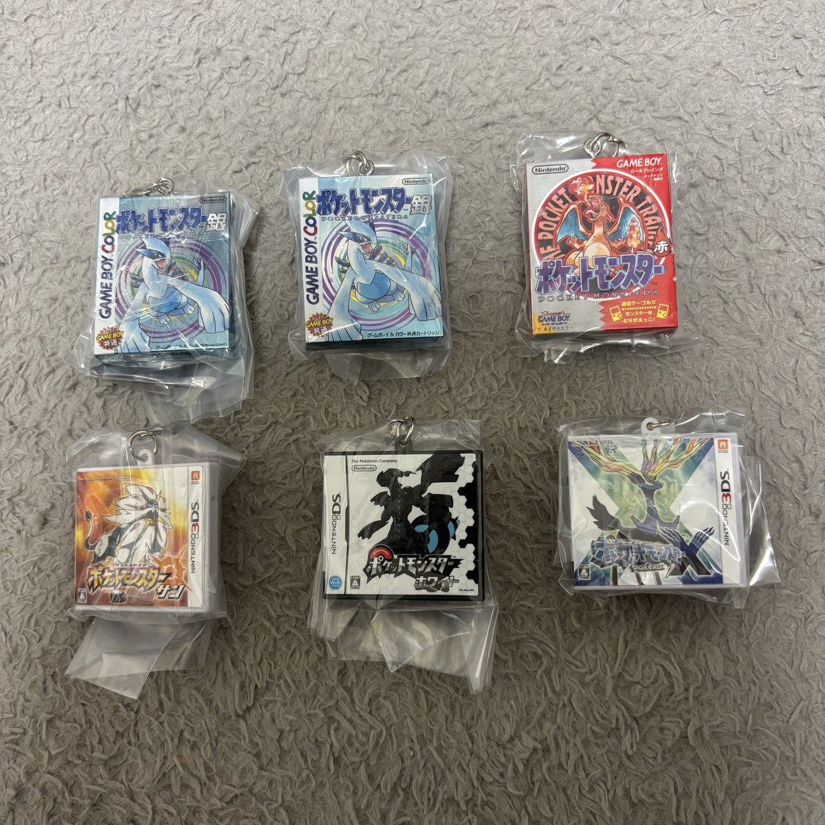 msrchaaan's tweet photo. 【交換】

ポケモン　パッケージ&amp;カートリッジ
キーホルダーコレクション

(譲)画像のもの

(求)
緑、金、ルビー、ダイヤモンド、ブラック
スカーレット、バイオレット、ZA、アルセウス

横浜で手渡しできる方優先
もしくは郵送でお願いいたします。 https://t.co/NCq5yvB44a