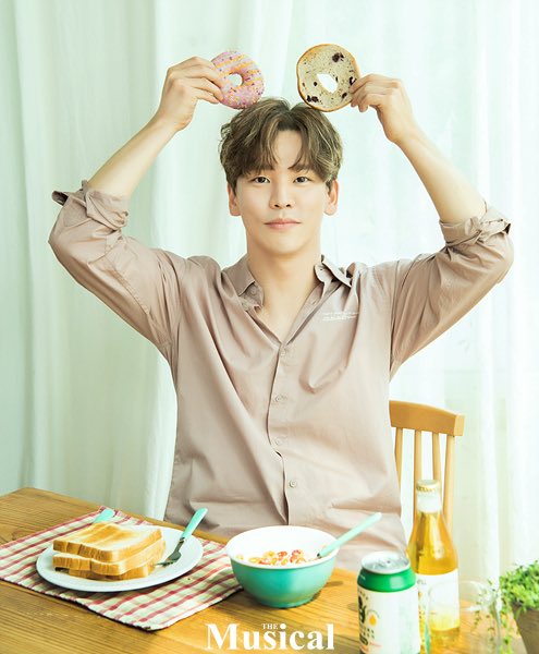 honghaem_'s tweet photo. 아근데 진짜 무슨 생각으로 찍은걸까?
갈발로코섭남ㅎㄱㅎ의 존재가 아직도 믿겨지질않음 https://t.co/Y7eHjyGBN1