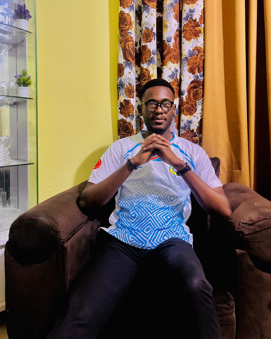 Ftkmmnl1's tweet photo. Restons positifs. Même les jours gris finissent par laisser passer le soleil.

Force à nos léopards 🐆 🇨🇩

DRC, Heart of Africa 

AllEfmWriting…✍🏿
#DRC #RDC #leopards #vidéo #viral #motivation #ElokoYaMakasi #populaire #congolais https://t.co/2sTCMsapqq