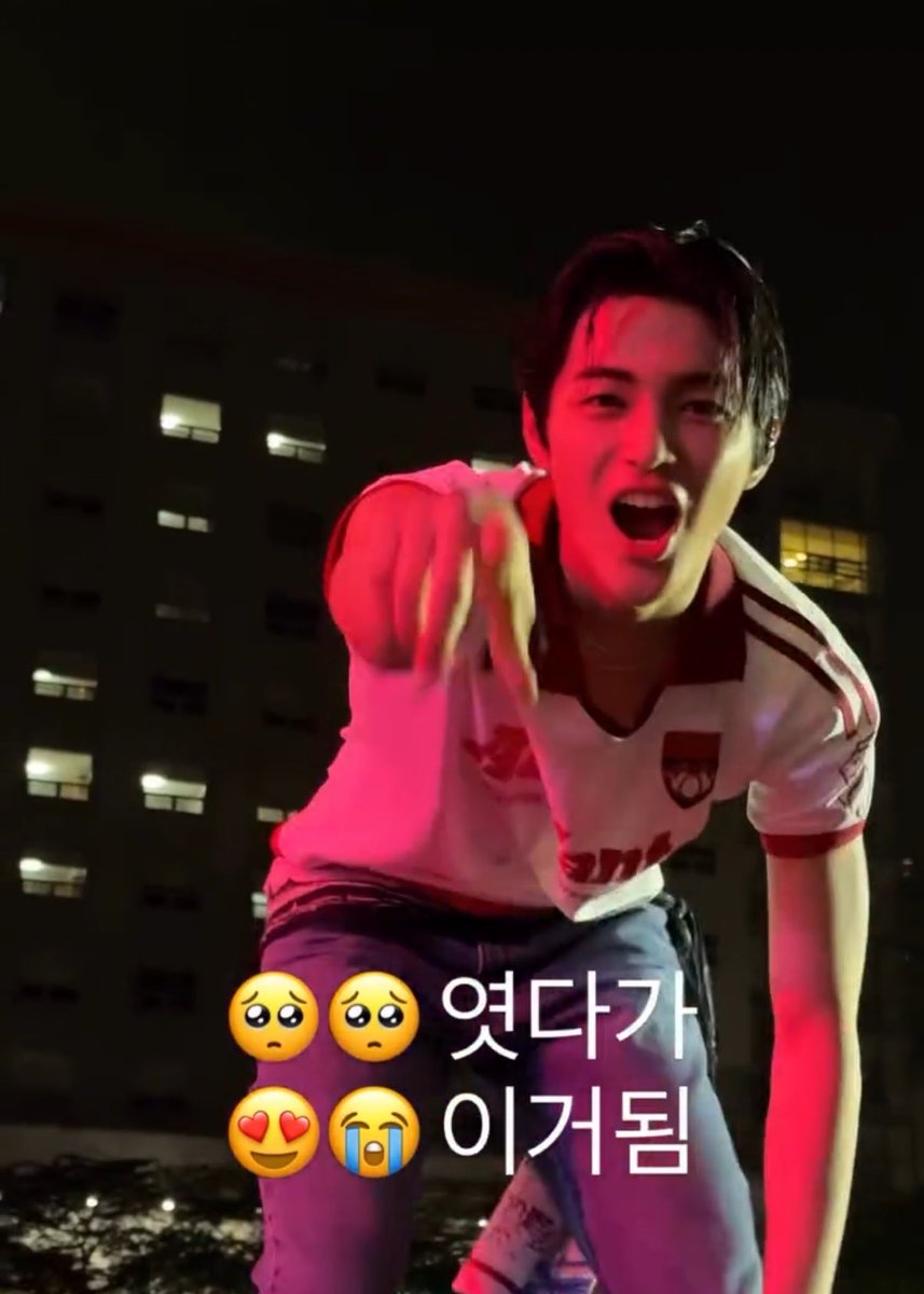 ff4rkh's tweet photo. 셀프퍼날..
아.. 돌아갈래염..... https://t.co/JwT8LtE6qj