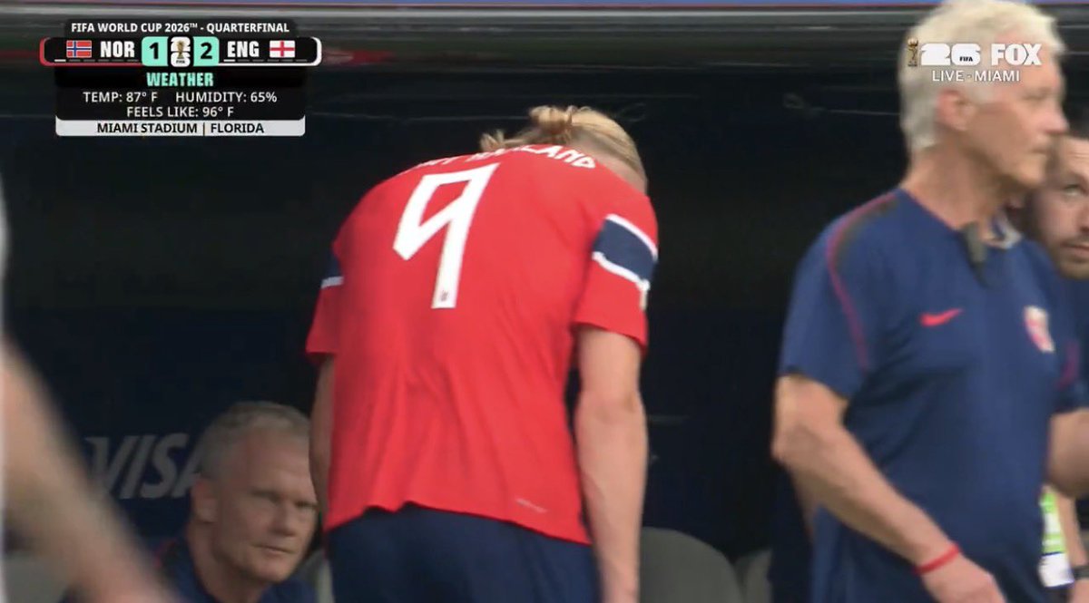 PolymarketSport's tweet photo. 🚨MAJOR BREAKING: ERLING HAALAND IS TAKEN OFF FOR THE SECOND HALF OF EXTRA TIME!! https://t.co/ovDHwodhWg