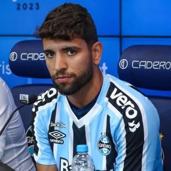 AnaliseGFBPA's tweet photo. O jogador mais próximo do Bellingham no auge foi Pepê Vilardi no Gauchão de 2023.

Apenas respeitem o novo Maicon. https://t.co/7aBZtzJM0L