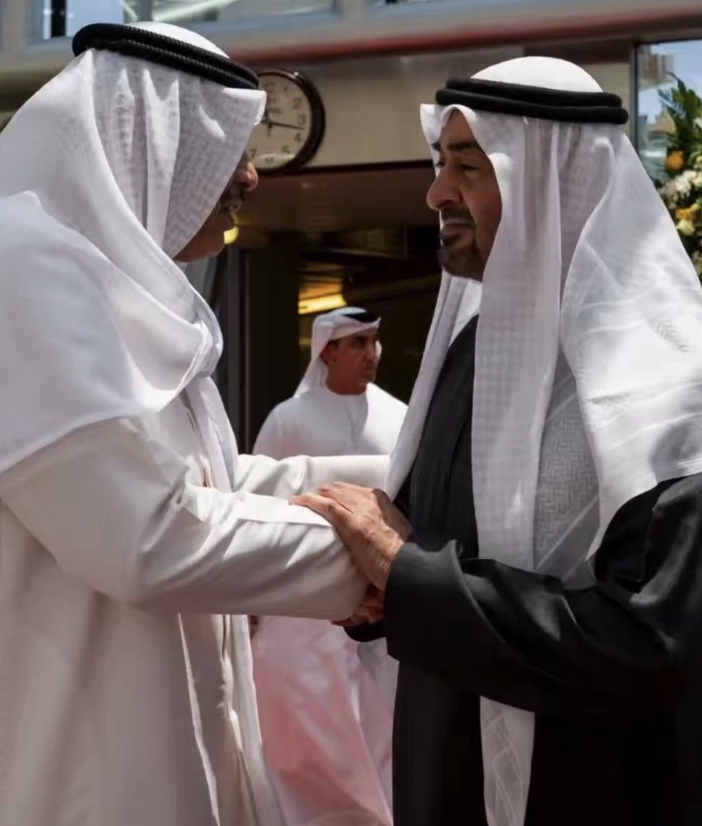 abdullah2012Q's tweet photo. المواقف ثابتة اول  وتالي
ماتغيرنا  اذا  الغير  اتغير 
مايهاب الصقر من كبر الحباري
المعادن ساعة الشدات تضهر

#الكويت_الإمارات
#الامارات
#الشيخ_محمد_بن_زايد https://t.co/GwbDgN0yFH