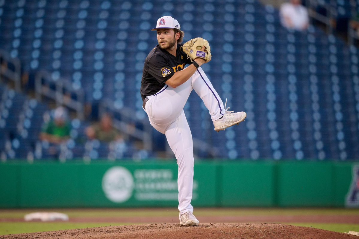 Baseball America tweet media