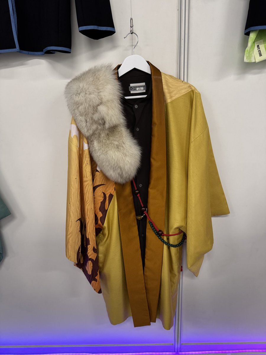hokiyso2's tweet photo. 昨日の衣装展
キャストさんの衣装が普通に間近でみれるのはなかなか無いからよかった！
時間なかったからそこまでじっくり見れなかったのが残念
濱さんのはめっちゃ見たけど笑 https://t.co/mOdXAFPkET