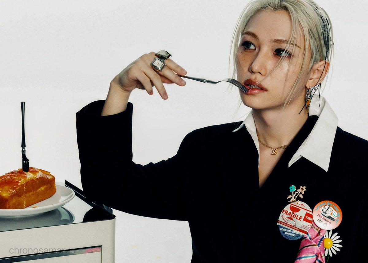 Chronosamarus's tweet photo. #필릭스 #Felix teaser image edits! ☕🥤

#StrayKids #스트레이키즈
#THIS_AND_THAT
#StrayKidsComeback
#YouMakeStrayKidsStay https://t.co/Mp8Dzm2kNR
