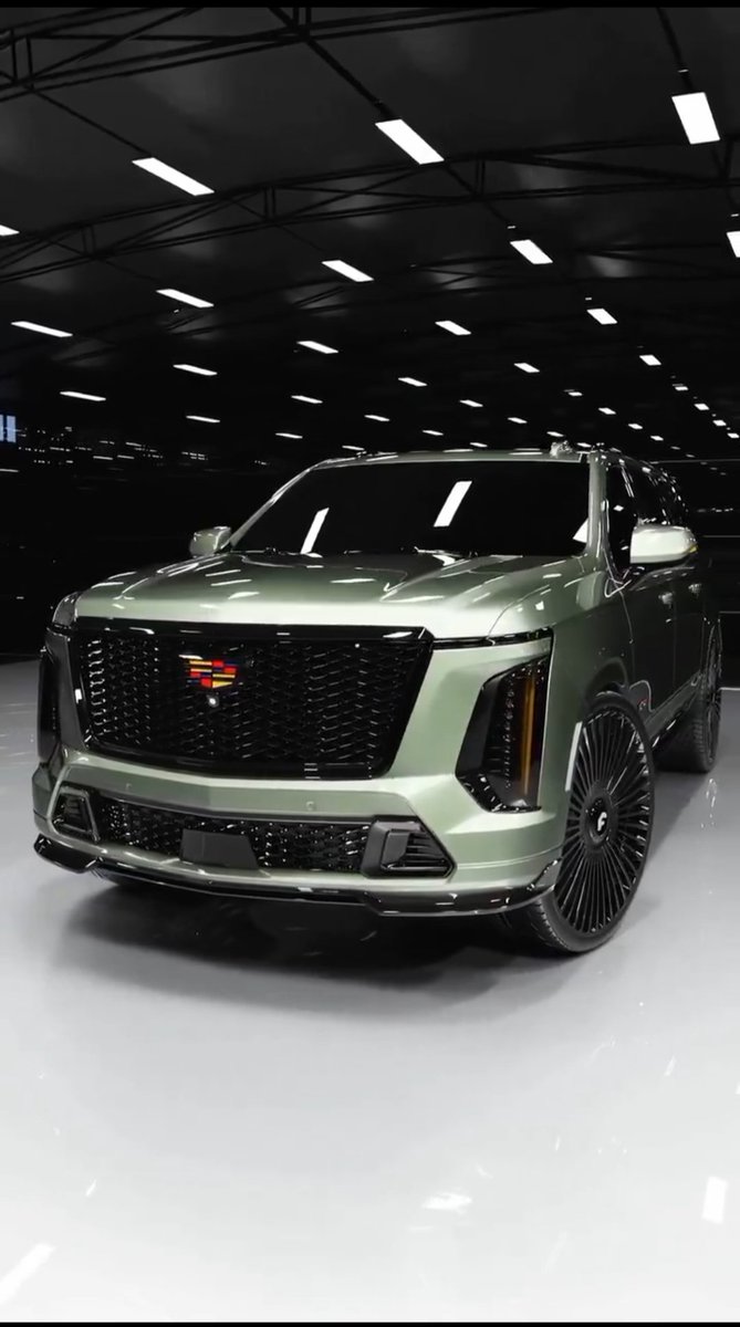 Off_mmsadat's tweet photo. @proxy63s That's more than the price of a Cadillac Escalade V 2026 ESV model, https://t.co/anAzA4Jda6