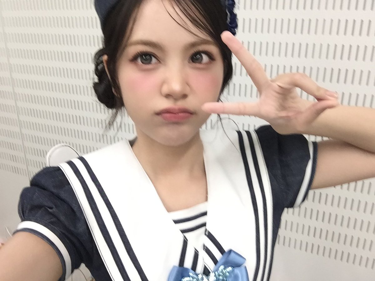 pibluisland's tweet photo. #CARMEN weverse update ᰔ

🥟si pangsit besar reumenping~🥟😽✨ https://t.co/lw7RcujXiT