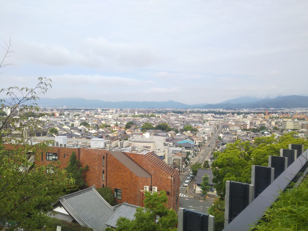 zokobo's tweet photo. おはようございます。模型二日目です。学舎規模の人数ですが、今日はスペシャルSAが参戦します。さぁがんばりましょう！ https://t.co/ZsDEuhG29O