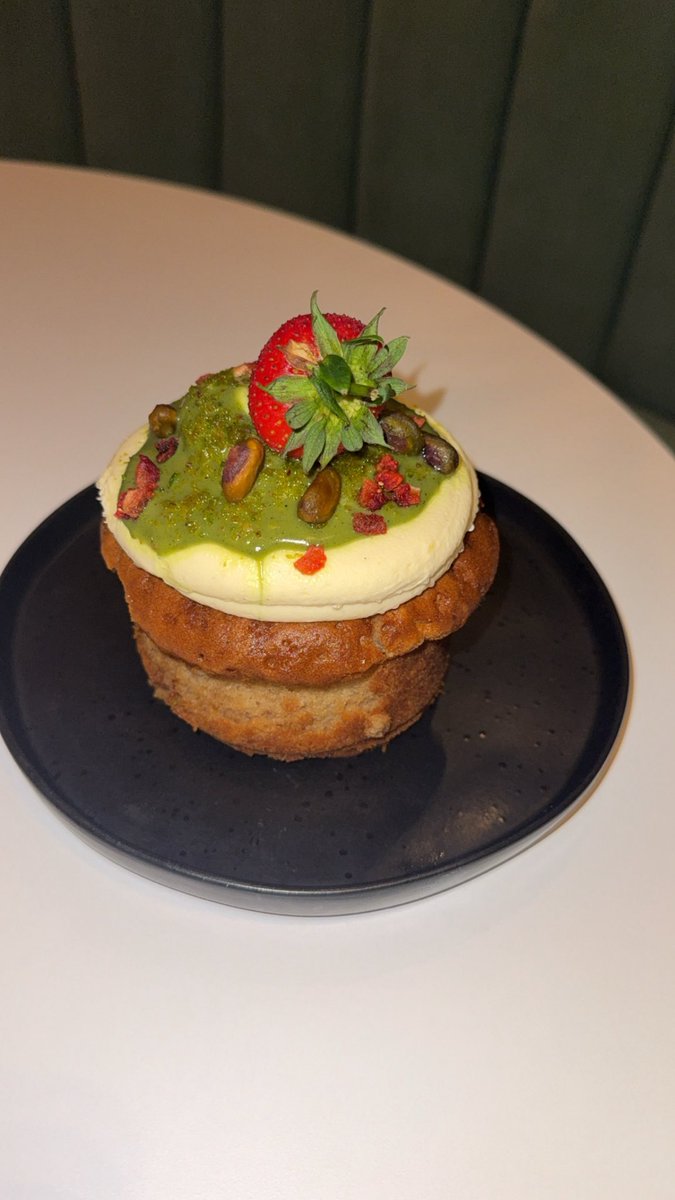 Annie_ruther's tweet photo. Love at first bite #seaham #sweettreat #matcha #england https://t.co/7hBN7HF5S8