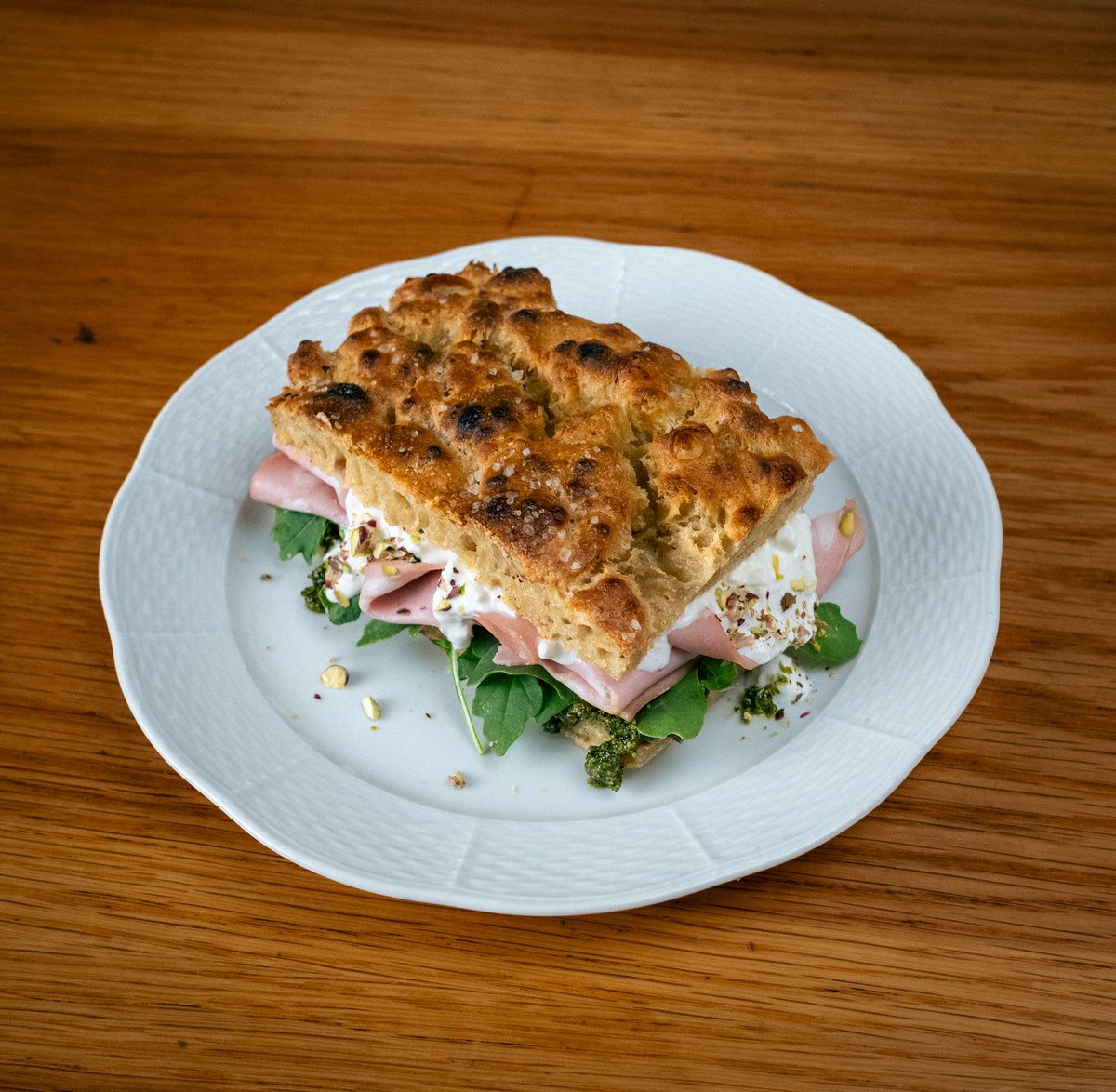 Caterinsecratt's tweet photo. I made my favourite Italian sandwich 

Focaccia with Mortadella, Pistachio Pesto and Stracciatella https://t.co/eChEb9vgiq