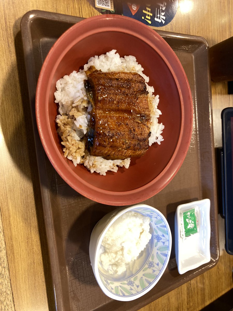 minoruminiru's tweet photo. うなぎの朝☀️ https://t.co/xHzNFl2Wwe