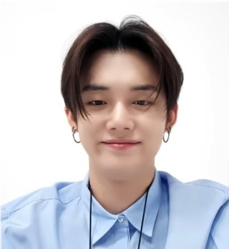 sillyjjuni's tweet photo. something about this stinky cat face he does is so healing.. oh yeonjun please never change https://t.co/J8PxG00NbF