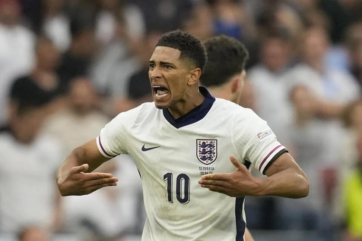 FutSheriff's tweet photo. Harry Kane this. Saka that. 

Jude Bellingham is England’s best player 

CLUTCH. https://t.co/4qMifQ9IbT