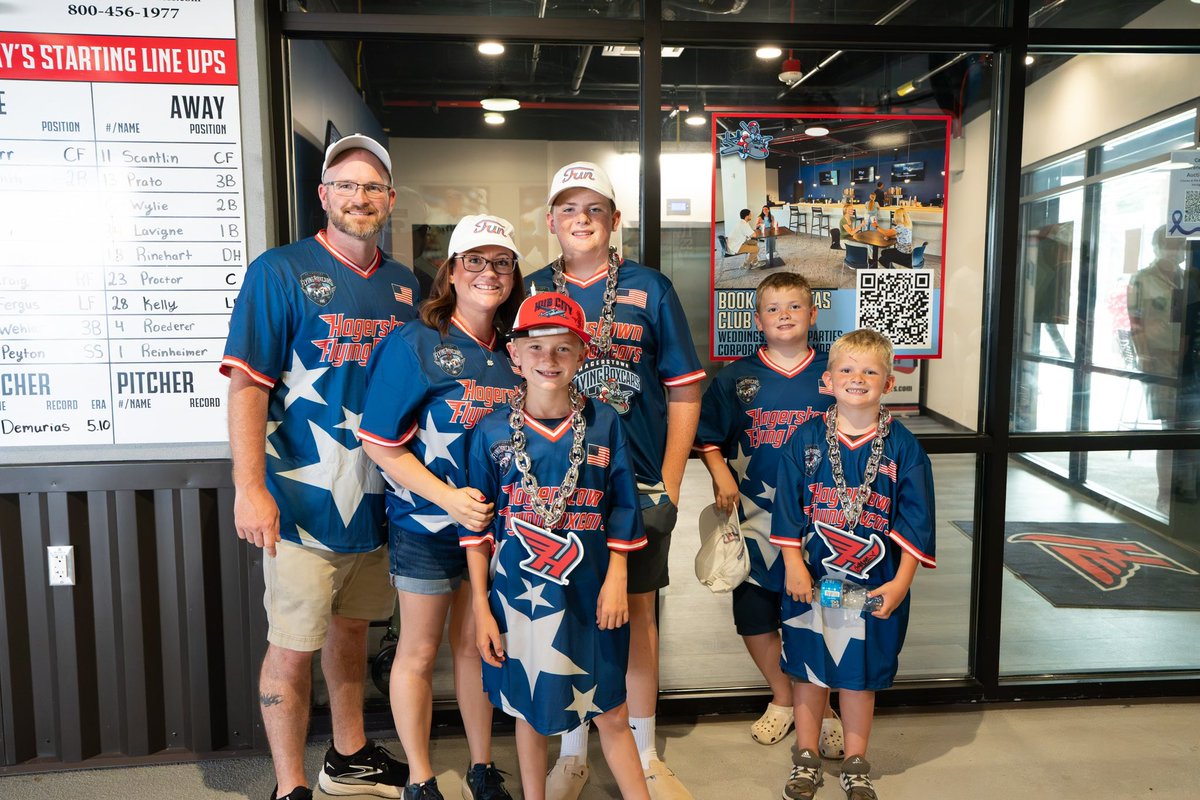 goflyingboxcars's tweet photo. A special thanks to Academy Sports + Outdoors for sponsoring tonight’s soccer jersey giveaway!
#AllSystemsGo🛫 https://t.co/Sv8qmYJvDb