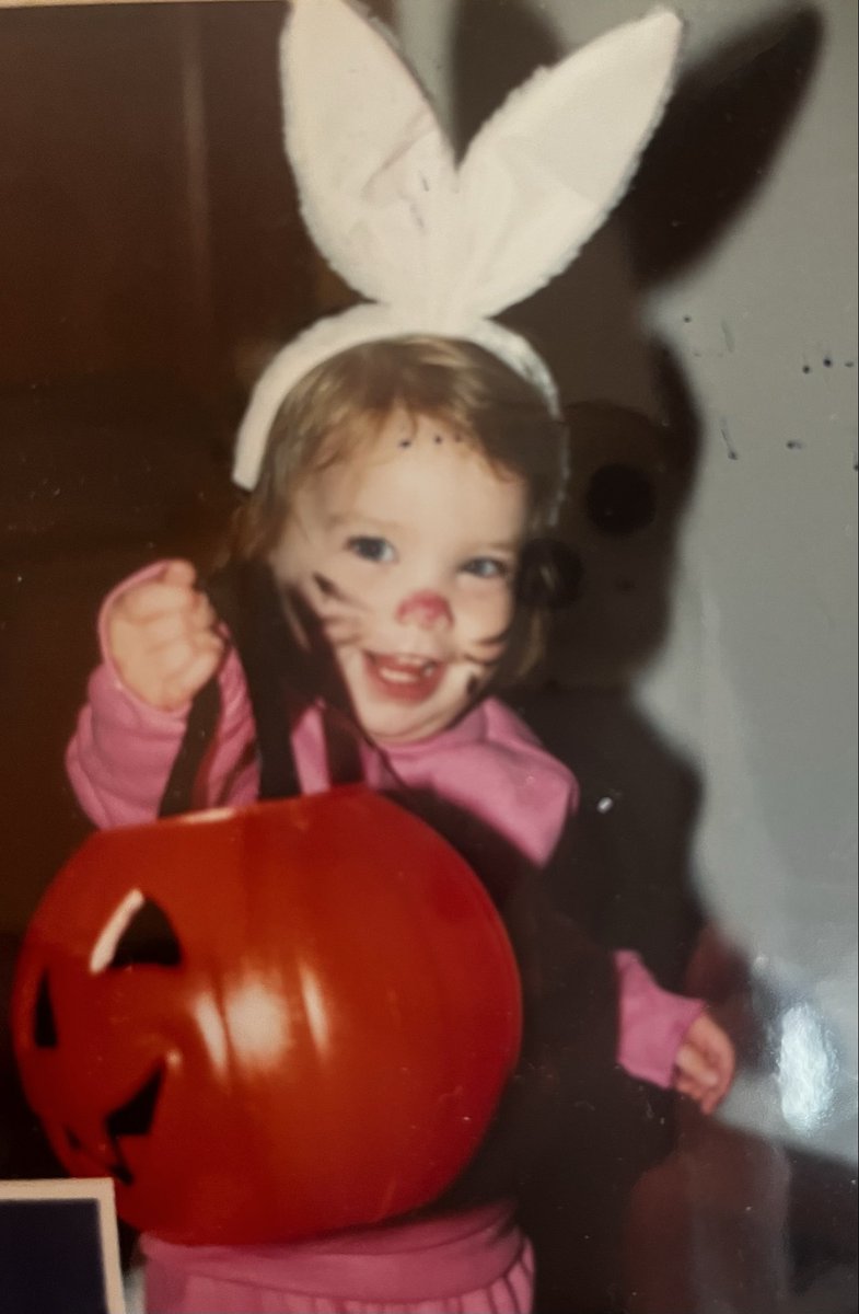 GeekyInMetroD's tweet photo. Some childhood pictures… https://t.co/jS0RxMf18T