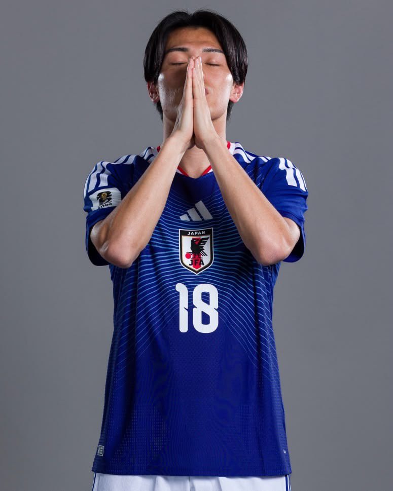 lx12mq's tweet photo. 上田綺世してくれてる？？これ⚽️⚽️⚽️ https://t.co/W19yFSPb3A
