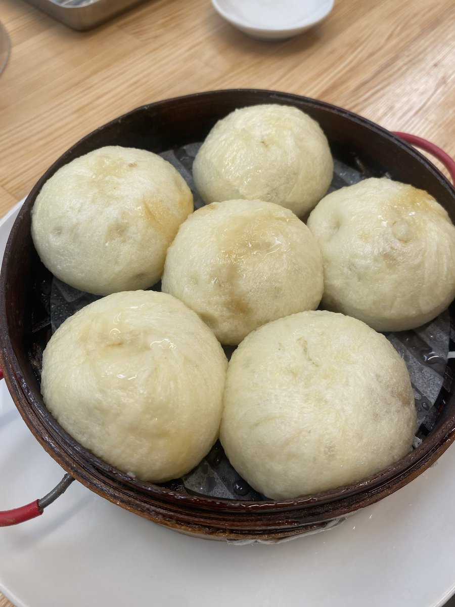 tooomore's tweet photo. 店内は中国語が飛び交い🇯🇵は私達だけでした〜
🇨🇳旅気分を味わえました〜　これからどんどんこうなっていくのかな〜🤔🤔🤔　おはようございます☀ https://t.co/OqSrQ0hWsw