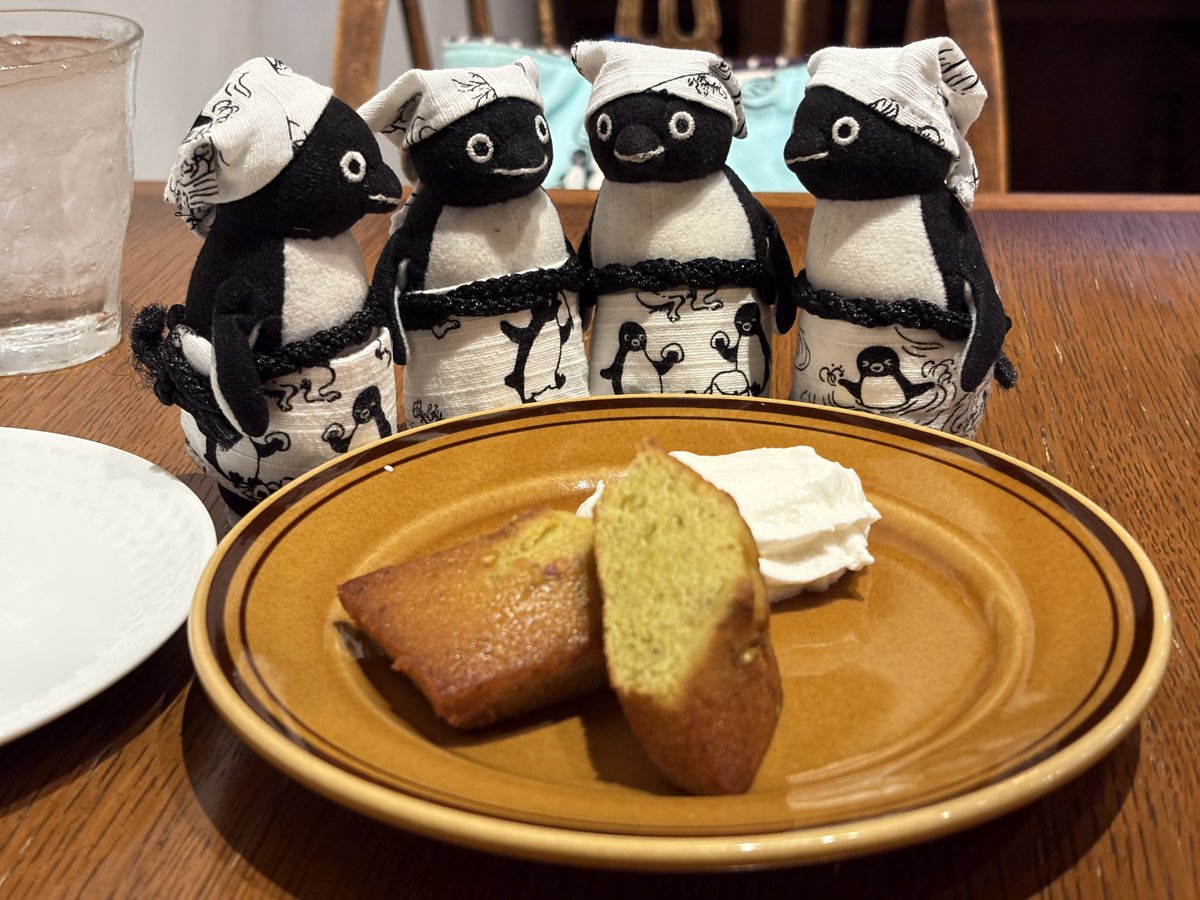 Suicaのペンギン #フィナンシェピスタチオ ペンギン・ビューティ