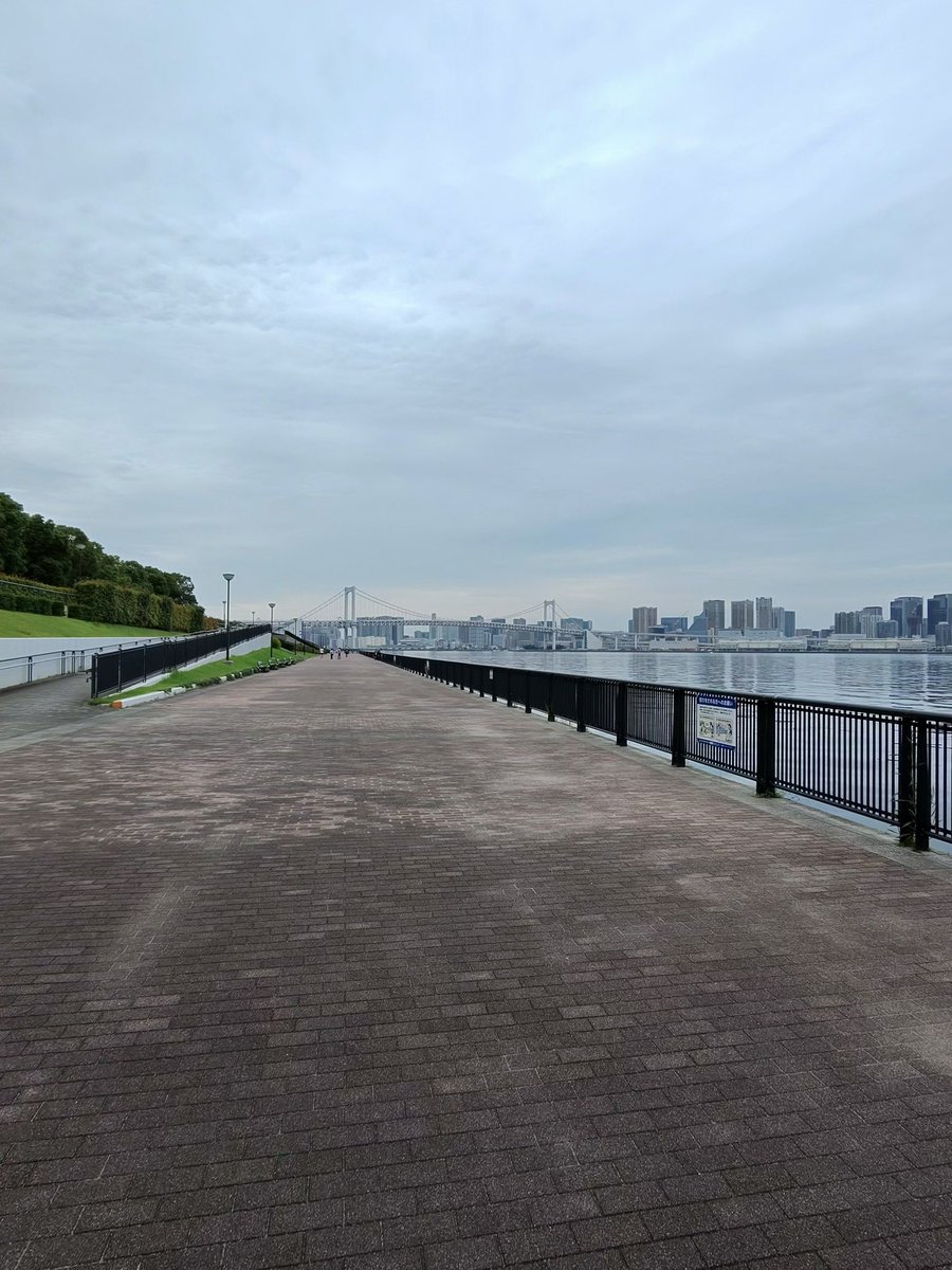 yatz_official's tweet photo. おはよう☀深夜3:30起きた,豊洲ぐるり公園でロードワーク.今から仕事,午前便を終わらせて昼飯食べて1.2時間お昼寝しよう💤
YATZ(やっつ)公式チャンネル
https://t.co/8KlCoY53xU
#yatz #やっつ #ANANTS #あんあんつ https://t.co/TKPssYz5ca