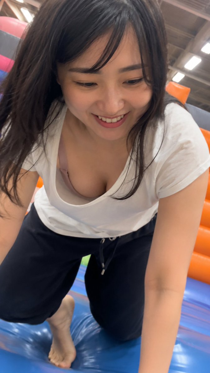 Peek_a_bo_jp's tweet photo. AI人妻グラビア
キッズスペース編 https://t.co/wxCyvxL7lj