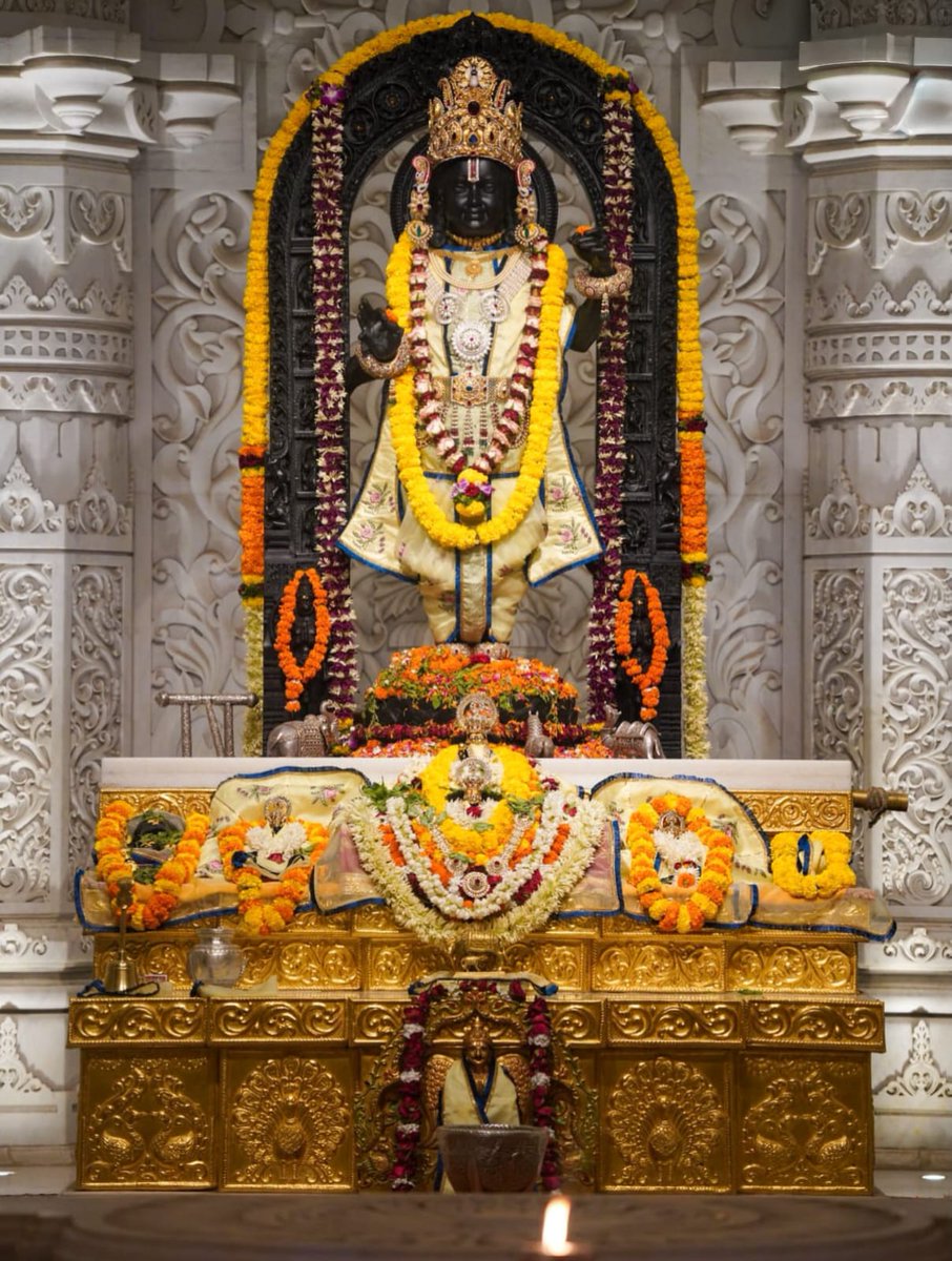 ShriAyodhya_'s tweet photo. मुझे प्रेम हुआ ये भाग्य है, किंतु आपसे हुआ ये सौभाग्य है। 🙏 https://t.co/fPLaE9yo0u