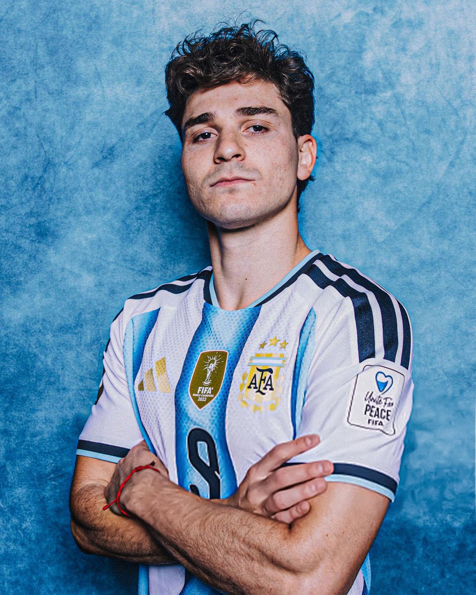juegosimple__'s tweet photo. 🚨🇦🇷 JULIÁN ÁLVAREZ SERÁ TITULAR ANTE SUIZA.

vía @gastonedul https://t.co/CGPv9c4rkx