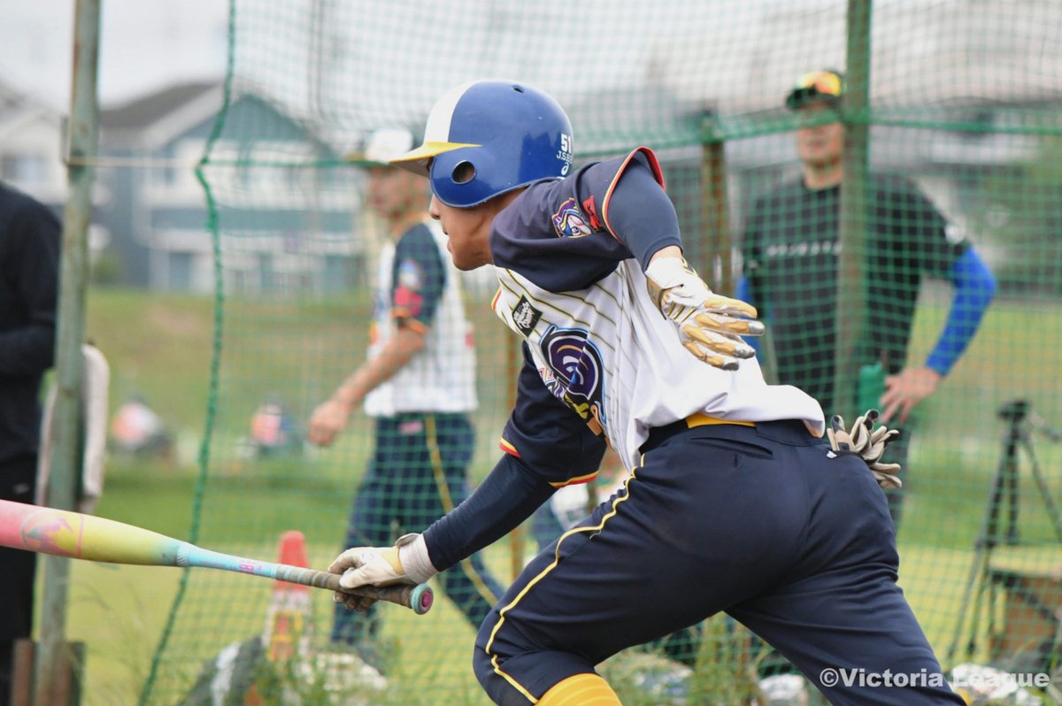 hasanmeseli's tweet photo. 結局寂しいのは私なのか。
友達と遊びに、夜出かける、
行きたいとこに、行ける…
私たちは行けないとこ…
だから仕方ない、楽しんできてねって
見送るのがやっぱり辛いんだ… https://t.co/aVacdcyUI5
