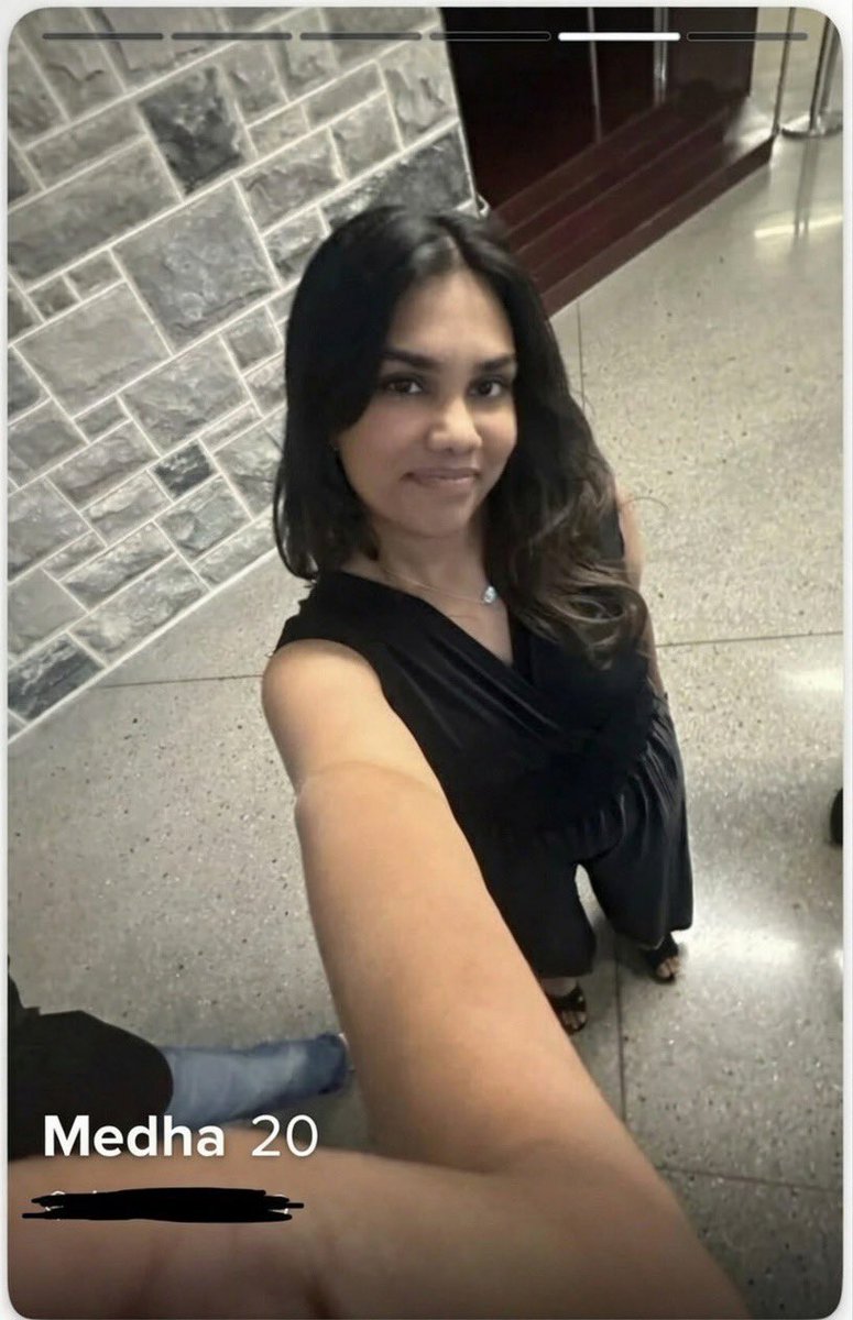 Sam120953273262's tweet photo. You think she had any clue I’d turn that pretty face into a sloppy throat pussy when she swiped right

#NSFW #IndianGirls #DesiGirls #ThroatFuck #CollegeGirls #SloppyHead #DesiNSFW #FaceFuck #Deepthroat #IndianBabe https://t.co/cohXk3ru2B