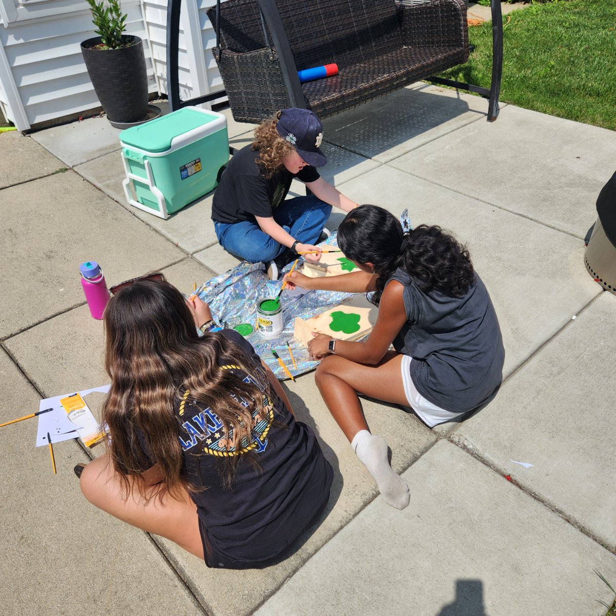 VolunteerVibe's tweet photo. July 10th, proud to work with my Girl Scout troop to build bat boxes for our Park District! This will provide safe habitats for bats, support local ecosystems, and help promote biodiversity. It was a fun and meaningful project that combined teamwork and environmental stewardship. https://t.co/XWmA89pMIu