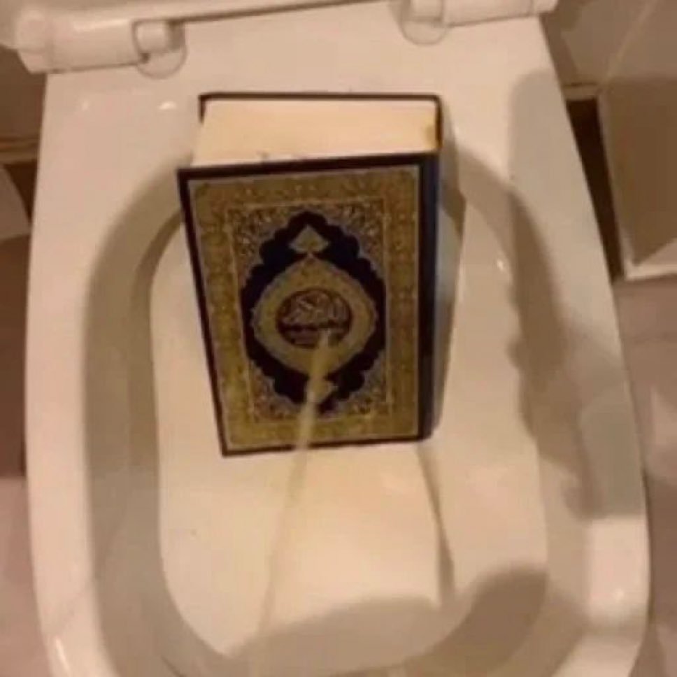 muhammadfvcker's tweet photo. I bought a new urinal fly for my new place

fuck islam https://t.co/renrughIAL