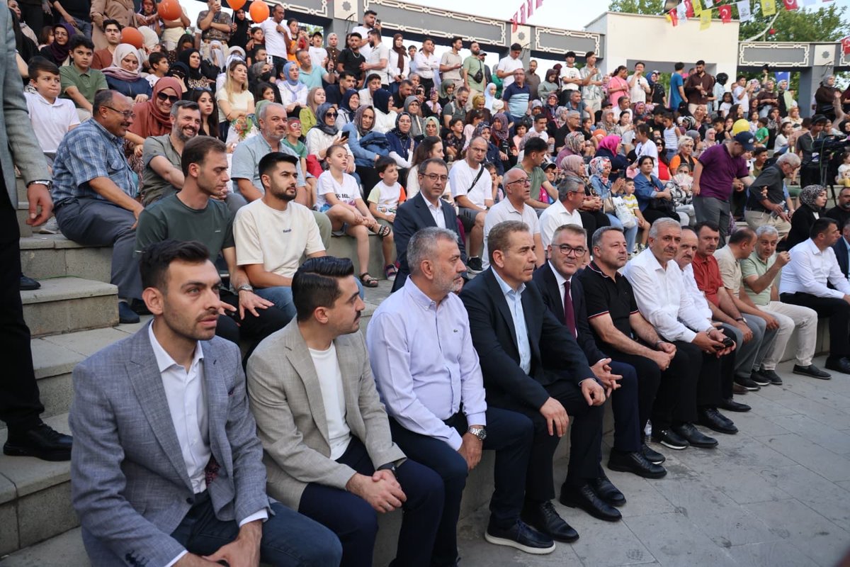 akgenclikmeram's tweet photo. Üyelik çalışmalarımız kapsamında genç kardeşlerimiz ve kıymetli hemşerilerimizle bir araya geldik.
Samimiyet, birlik ve dayanışma içinde gerçekleştirdiğimiz bu güzel buluşmada, daha güçlü bir Konya için ortak hedeflerimizi paylaştık. https://t.co/7nqGWFo8i3