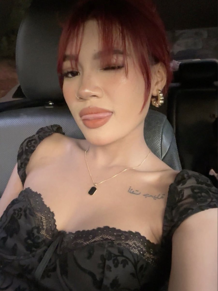 tiffewd's tweet photo. Promo combo lifetime 😘 nk subs dm !!!.. 
#awekmelayu #awektudung #awekmelayubertudung #fypmalaysia #vcs #fypmalaysia #singapore https://t.co/aXaN0Enwgg