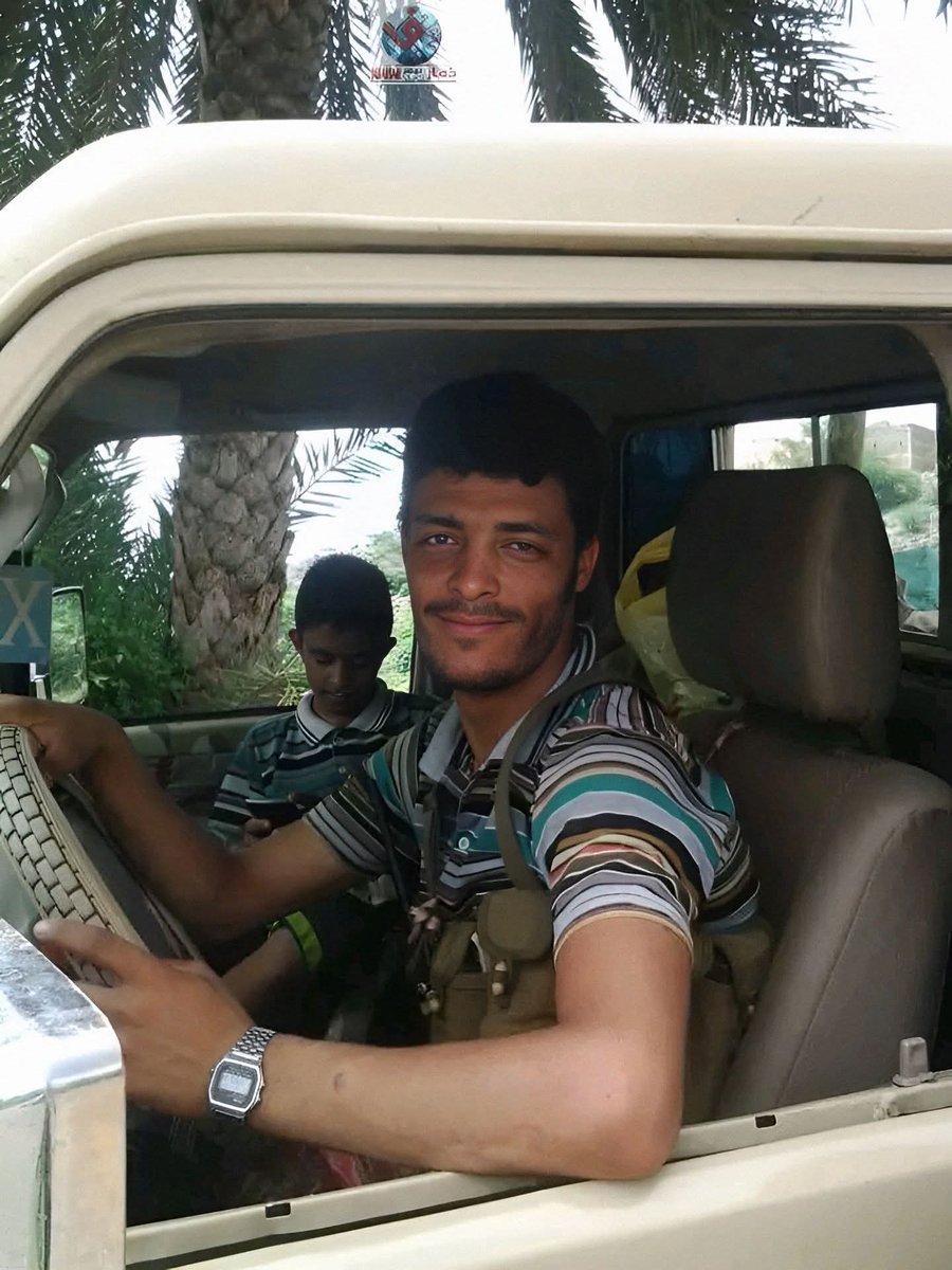 Sajid_Yaman_5's tweet photo. ذكروا اولادكم ان هذه الاساطير التي رفعت رؤوسناء🫡🇾🇪
#عبدالقوي_الجبري رمـ ـز الوفـ ـاء.!!
على روحـ ـه الطاهـ ـره #ازكى_السلام..💚🌷 https://t.co/qfwXLnxgY7