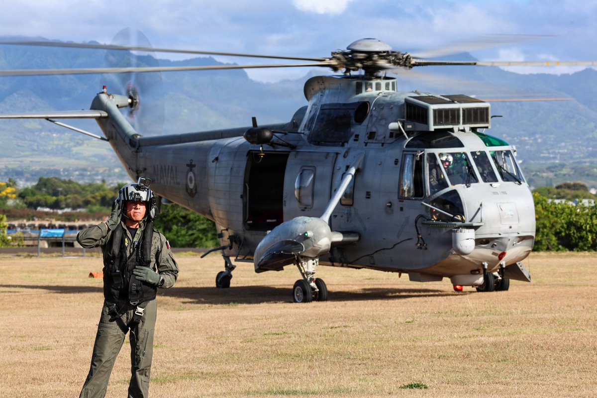 Roberto_yeager's tweet photo. Hoy, en aeronaves exóticas (y amadas😍), pero también parte del #RIMPAC... Un #Sikorsky SH-3D #SeaKing de la Marina de Guerra de #Peru, que como bien saben ustedes era un ejemplar ex-#Armada (#USNavy Photo by Mass Communication Specialist First Class Ryan A. LeCompte) #SH3D https://t.co/UbMjT3g1D1