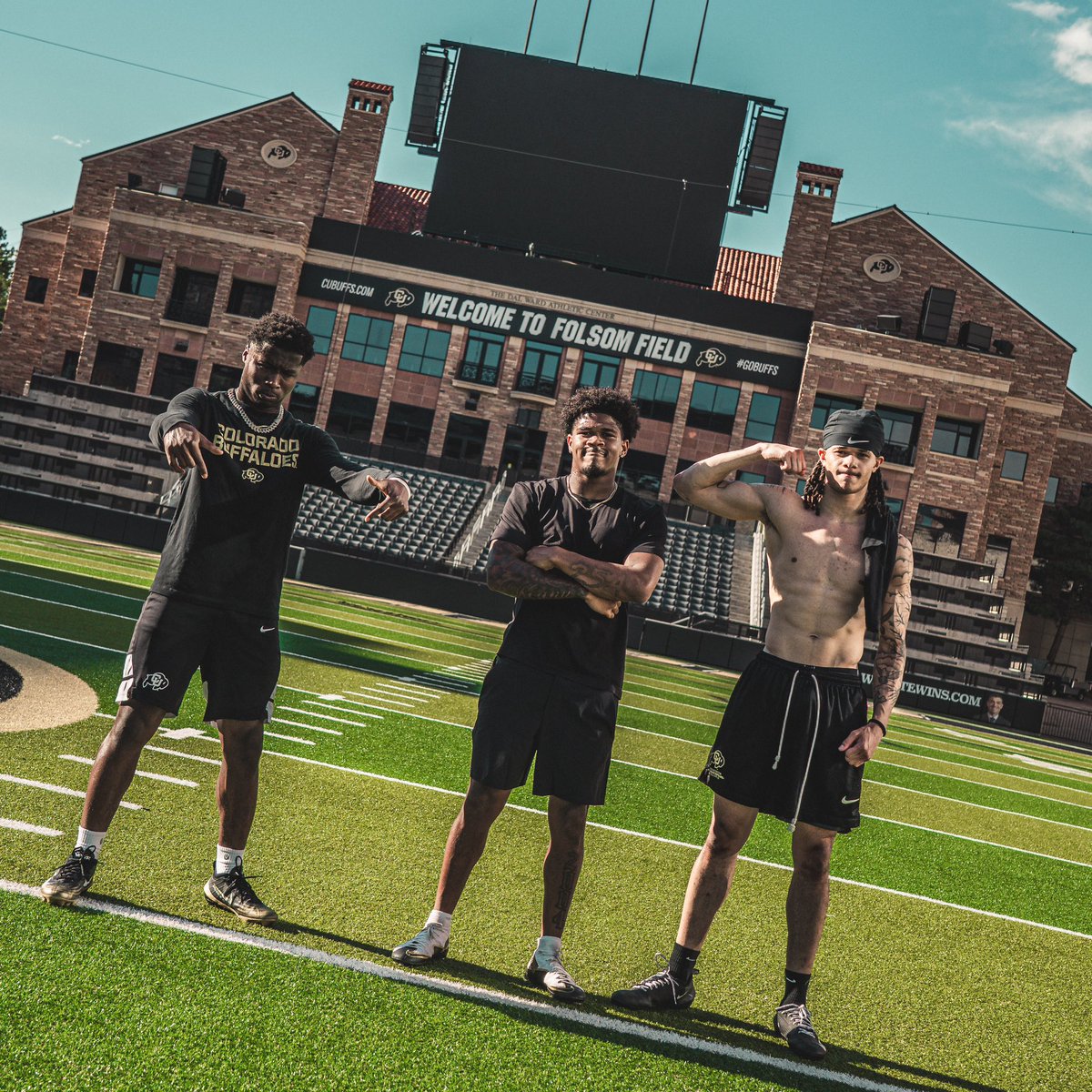 gucceCU's tweet photo. Colorado DBs Naeten Mitchell, Jason Stokes Jr, and Jah Jah Boyd are putting in WORK ahead of Fall Camp🔥🦬 https://t.co/nnljOjRhNG