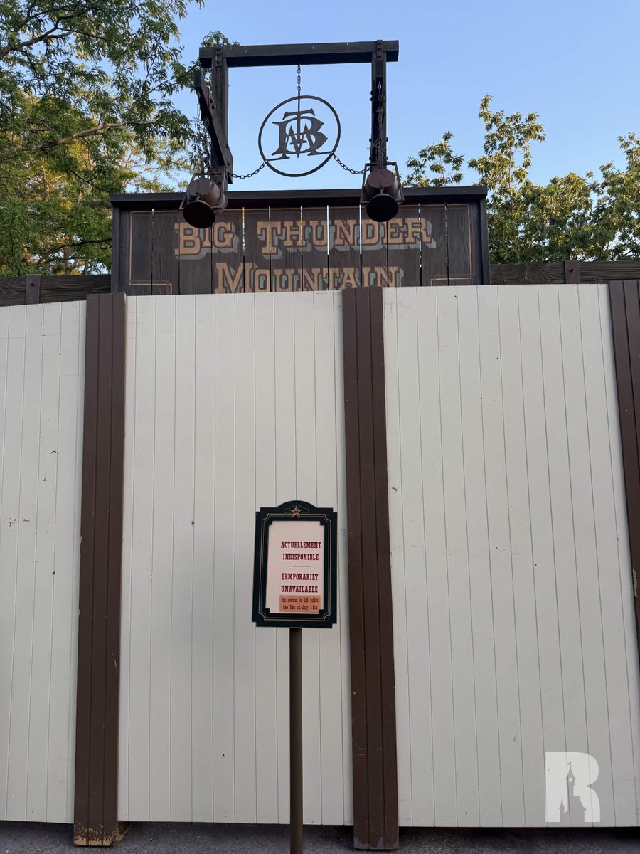 DLPReport's tweet photo. 🔧 The Big Thunder Mountain reopening date is displayed on this sign - don’t think we’ve ever seen this. https://t.co/uG3LNTuOmG