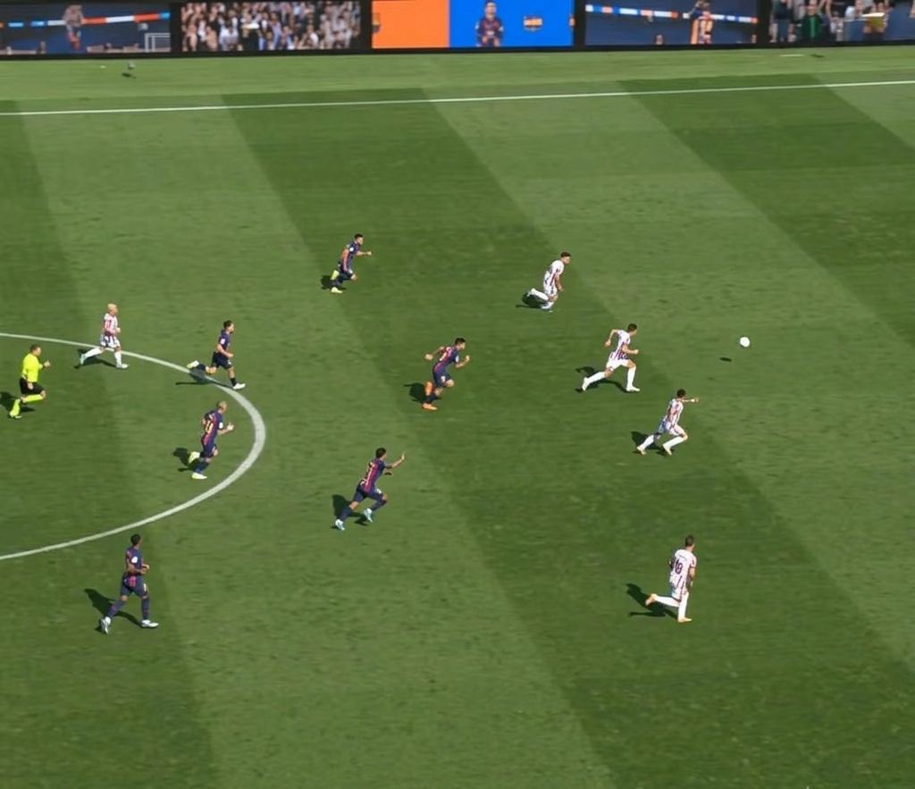 appiecule's tweet photo. Anyone who doesn’t watch Barça would think Barça are the team pressing and attacking in this image. https://t.co/vBsN5UMkXv