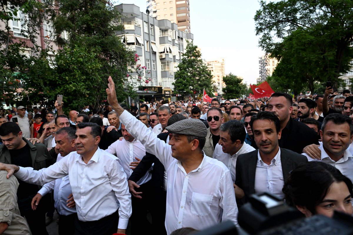 emrahkozay01's tweet photo. Genel Başkanımız Sayın Özgür Özel ile birlikte iktidar yolumuz açık, inancımız tam.

Çukurova’nın yiğit halkına şükranlarımızı sunuyoruz 🇹🇷 https://t.co/1uDhK92XGa