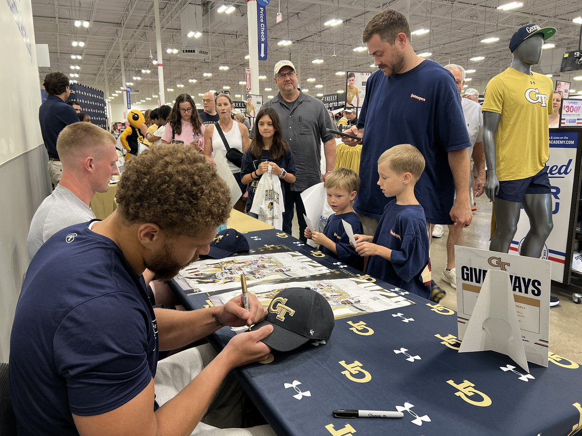 Georgia Tech Yellow Jackets tweet media