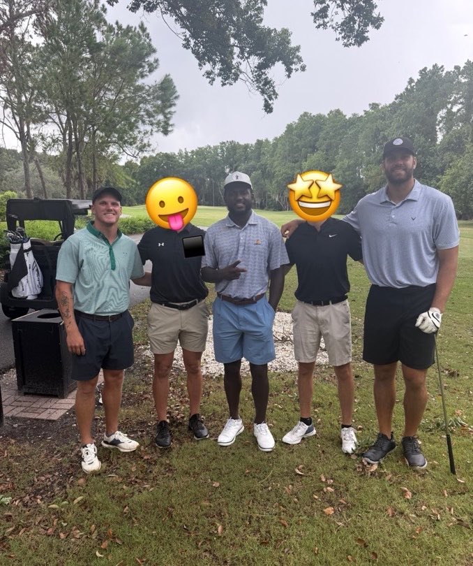 NYJBrick's tweet photo. #howwelookin @TBBrick @CGtwelve_ @ANelly98 https://t.co/cYj2QS75WB