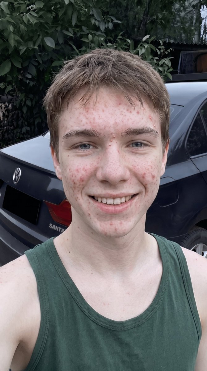 luvlyuli's tweet photo. i went from gay boy 🌈 to a biological woman real quick 🏳️‍⚧️ 💖 https://t.co/78gMFaJuvy
